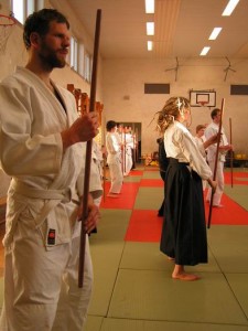 Fahrt zum Aikido-Seminar nach Rostock: Übung Ausrichtung Stand Achse Aikido